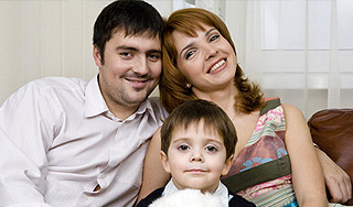 Однополым парам запретили усыновление Однополым парам запретили усыновление