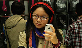 Спецслужбы США следят за Китаем по SMS Спецслужбы США следят за Китаем по SMS