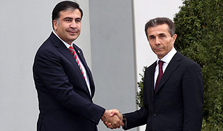 Иванишвили уйдет из власти за Саакашвили Иванишвили уйдет из власти за Саакашвили