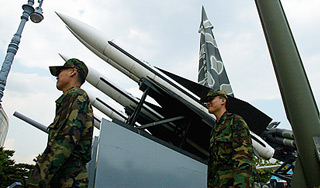 Япония создаст ракеты для защиты от Китая Япония создаст ракеты для защиты от Китая