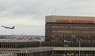 Сноуден застрял в Шереметьево Сноуден застрял в Шереметьево