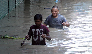Репортера уволили за сюжет с шеи утопающего Репортера уволили за сюжет с шеи утопающего