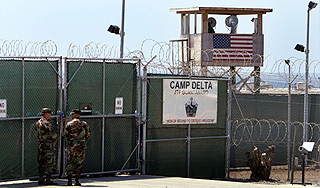 Узники Гуантанамо подали в суд на США Узники Гуантанамо подали в суд на США