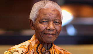 Мандела впал в вегетативное состояние Мандела впал в вегетативное состояние