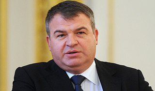 Сердюкова уличили в продаже озера Сердюкова уличили в продаже озера