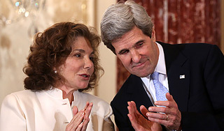 Жена госсекретаря США попала в реанимацию Жена госсекретаря США попала в реанимацию