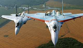 Новые костюмы защитят летчиков от нагрузок Новые костюмы защитят летчиков от нагрузок