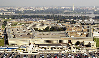 Служащих Пентагона вынудили уйти в отпуск Служащих Пентагона вынудили уйти в отпуск