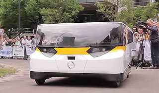 Студенты создали авто на батарейках Студенты создали авто на батарейках