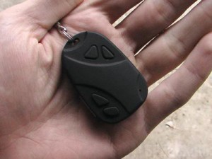 Житель Брянска незаконно продавал предметы слежки