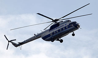 Ми-8 опрокинулся на бок после взлета Ми-8 опрокинулся на бок после взлета