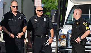 Школьники спасли девочку от маньяка Школьники спасли девочку от маньяка