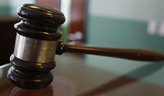 Японка подала в суд на главу якудзы Японка подала в суд на главу якудзы