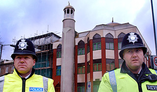 Украинцев задержали за теракт в мечети Украинцев задержали за теракт в мечети