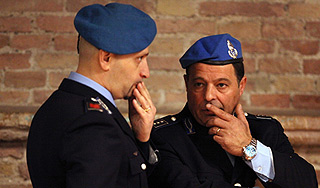 Помощники Берлускони отправятся в тюрьму Помощники Берлускони отправятся в тюрьму