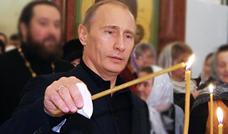 Путин: Коммунизм сменили духовные ценности Путин: Коммунизм сменили духовные ценности