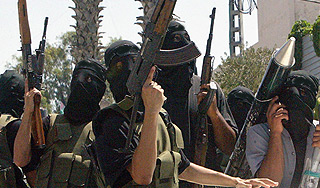 Мирных сирийцев сделали "живым щитом" Мирных сирийцев сделали "живым щитом"