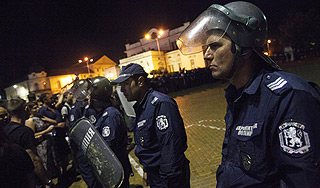 Парламент Болгарии освободили от блокады Парламент Болгарии освободили от блокады