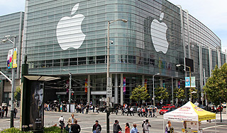 Прибыль Apple упала на $1,9 миллиарда Прибыль Apple упала на $1,9 миллиарда