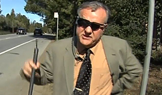 Американцу вживили бионический глаз Американцу вживили бионический глаз