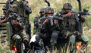 Армия Китая вторглась в Индию Армия Китая вторглась в Индию