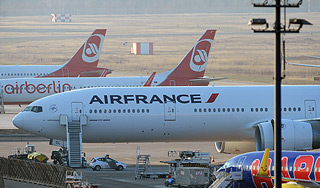 В Нигере из самолета выпал человек В Нигере из самолета выпал человек