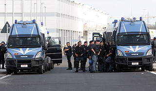 Полиция Италии задержала 100 мафиози Полиция Италии задержала 100 мафиози