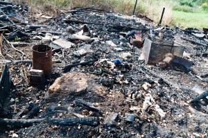 Вместо жилья - пепелище