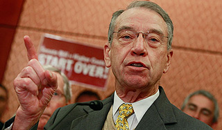 В США хотят праздновать День осведомителя В США хотят праздновать День осведомителя