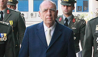 Экс-министр обороны Кипра осужден на 5 лет Экс-министр обороны Кипра осужден на 5 лет