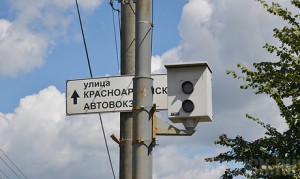 На дорожных «роботов» нападают вандалы