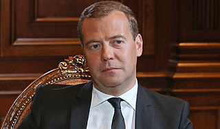 Медведев сравнил Запад со слоном в лавке Медведев сравнил Запад со слоном в лавке