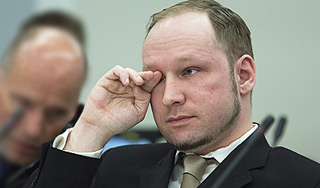 Брейвика отказались брать в университет Брейвика отказались брать в университет