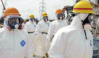 C "Фукусимы" утекают в море тонны радиации C "Фукусимы" утекают в море тонны радиации