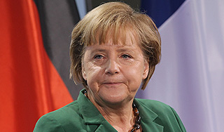 Меркель хочет досрочно уйти в отставку Меркель хочет досрочно уйти в отставку