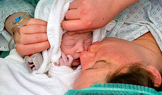 Британка родила девочку весом в 6,2 кг Британка родила девочку весом в 6,2 кг