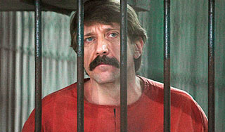 Виктор Бут пожаловался на сокамерников Виктор Бут пожаловался на сокамерников