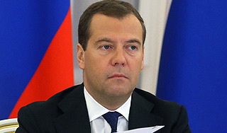Медведев: "Райские кущи" вам не обещаю Медведев: "Райские кущи" вам не обещаю