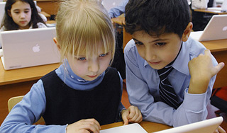 Школьники будут изучать "Интернетоведение" Школьники будут изучать "Интернетоведение"