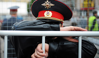 В Хакасии полицейский ограбил магазин В Хакасии полицейский ограбил магазин