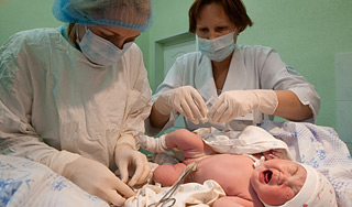 Россиянка родила двойню после химиотерапии Россиянка родила двойню после химиотерапии