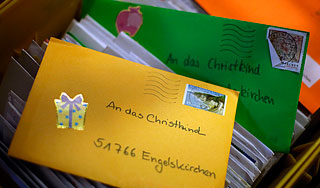 В Швейцарии почтовые марки заменили на SMS В Швейцарии почтовые марки заменили на SMS