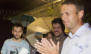 Навальный породнился с Маккейном Навальный породнился с Маккейном