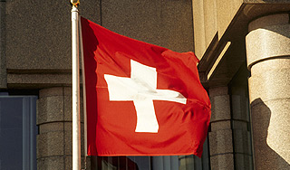 Швейцарские банки извинились за должников Швейцарские банки извинились за должников