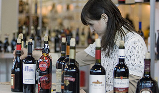 Онищенко пресек ввоз вина из Молдовы Онищенко пресек ввоз вина из Молдовы