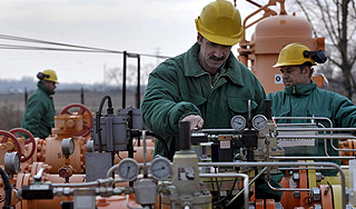 "Газпром" снизит цену на газ для Литвы "Газпром" снизит цену на газ для Литвы