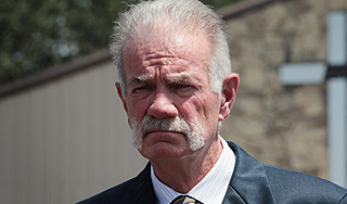 Пастор Джонс хотел сжечь 2998 копий Корана Пастор Джонс хотел сжечь 2998 копий Корана