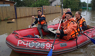 Вода угрожает важнейшим заводам на Амуре Вода угрожает важнейшим заводам на Амуре