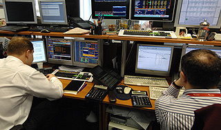 Россия меняет денежно-кредитную политику Россия меняет денежно-кредитную политику