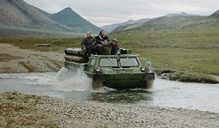 Вездеход с оленеводами затонул на Камчатке Вездеход с оленеводами затонул на Камчатке